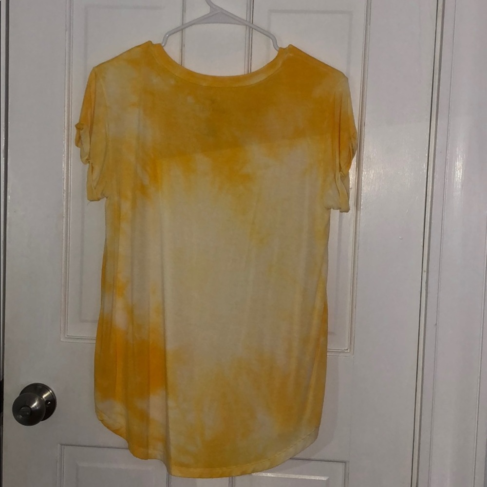 basic tee - Picture 2 of 3